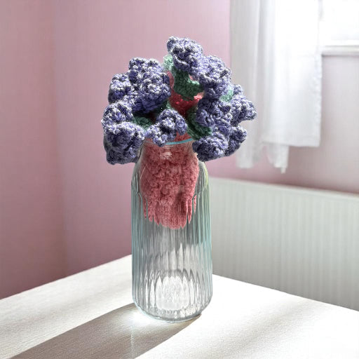 a crochet table placement converted into flower bouquet.