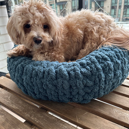 Bernat Crochet Pet Nap Bed