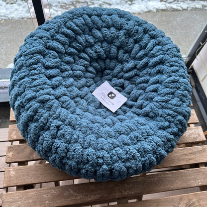 Bernat Crochet Pet Nap Bed